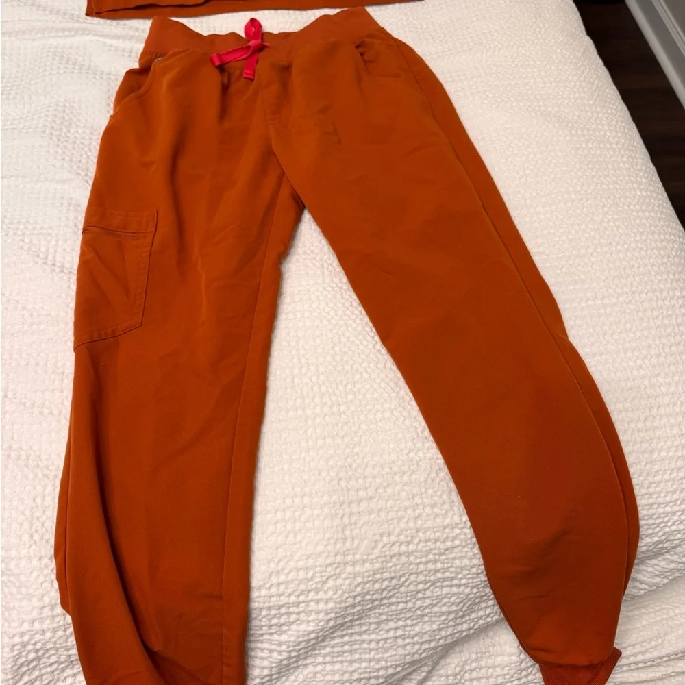 Sold - Picture 3 of 4